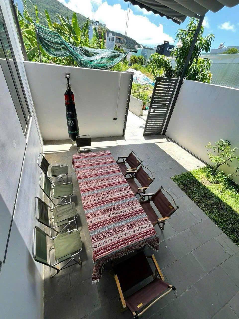 House For Rent · 25 000 000 VND