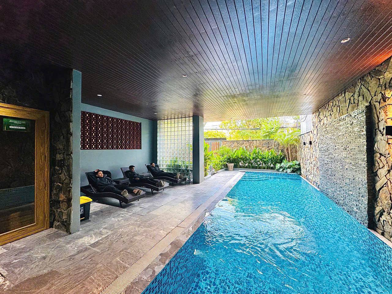 STUDIO APARTMENT IN SON TRA - POOL IN BUILDING · 13 000 000 VND