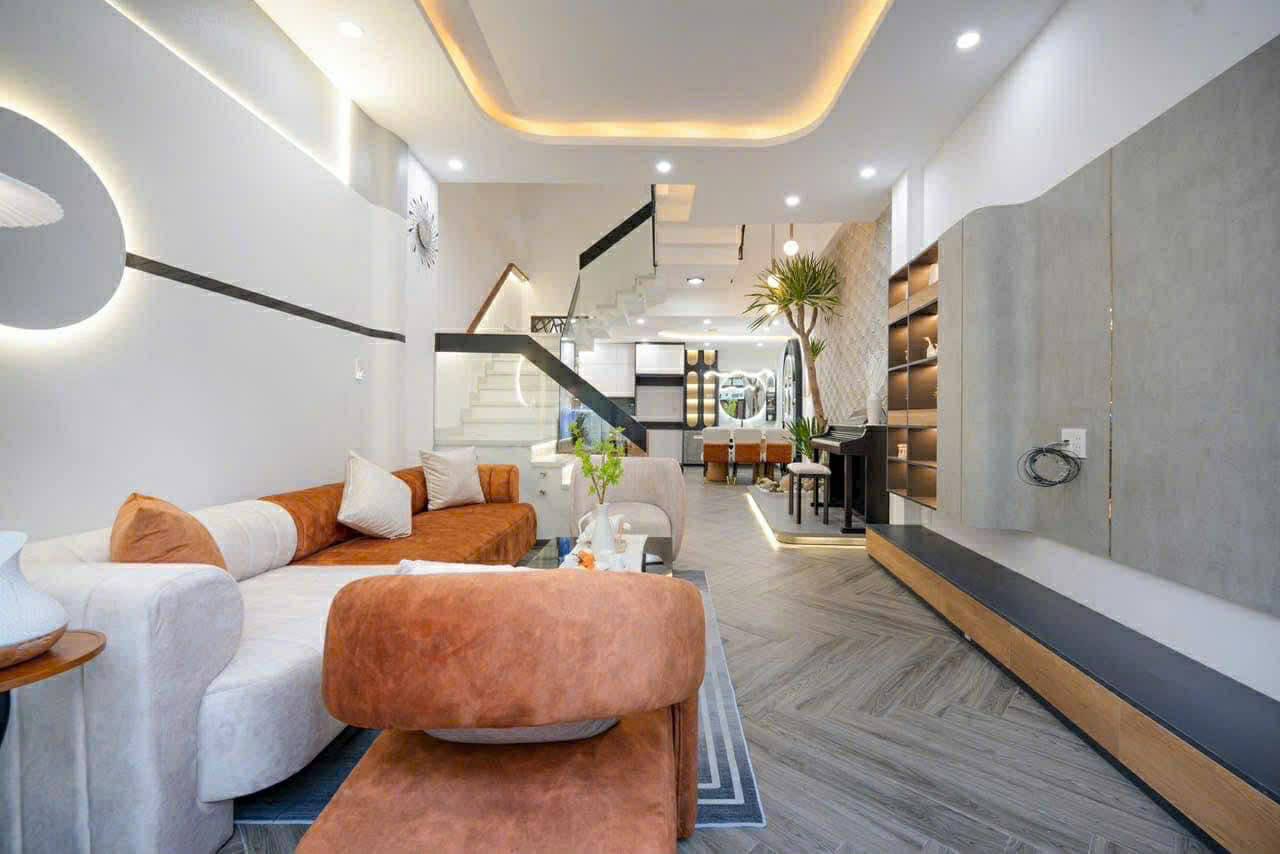 HOUSE IN HAI CHAU · 27 000 000 VND